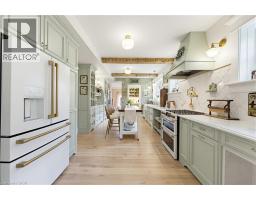 33 BRANT Road N - 12