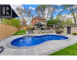 33 BRANT Road N - 45