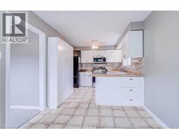 8 SANFORD Crescent - 11