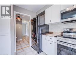 8 SANFORD Crescent - 14