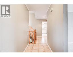 8 SANFORD Crescent - 6