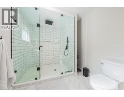 3865 VICTORIA Avenue - 11