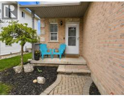 37 HILLTOP Drive - 3