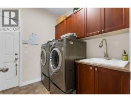 16 WESTRIDGE Drive - 44