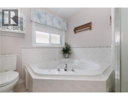 70 QUEEN CHARLOTTE Crescent - 35