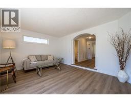 743 BUTTERNUT Avenue - 16