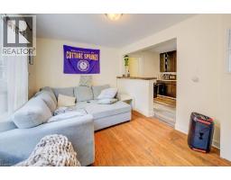 10 MARSHALL Street - 12