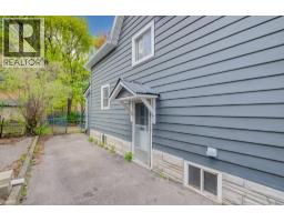 10 MARSHALL Street - 26
