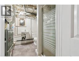 237 S BORDEN Avenue S - 32