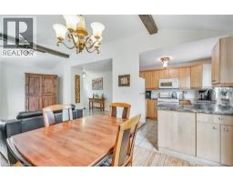 8 BEACH Road - 13
