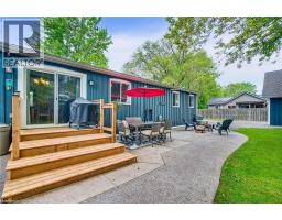 8 BEACH Road - 36