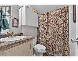 19 SILVER ASPEN Drive - 20