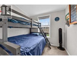 19 SILVER ASPEN Drive - 21