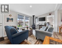 19 SILVER ASPEN Drive - 4