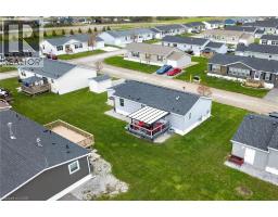 19 SILVER ASPEN Drive - 40