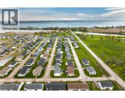 19 SILVER ASPEN Drive - 44