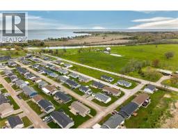 19 SILVER ASPEN Drive - 45