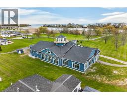 19 SILVER ASPEN Drive - 46