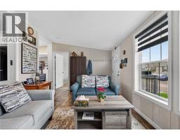 19 SILVER ASPEN Drive - 7