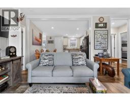 19 SILVER ASPEN Drive - 9