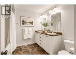 139 JOHN Street - 10