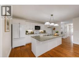 139 JOHN Street - 13