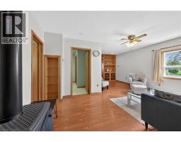 81 FISHCARRIER Street N - 11
