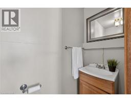 81 FISHCARRIER Street N - 36