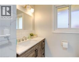 100 LAURIS Avenue - 10