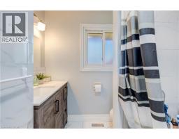 100 LAURIS Avenue - 11