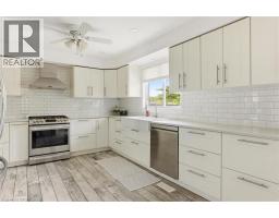 25 GREENOCK Drive - 2