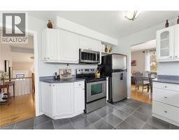 26 RIVERCREST Road - 13