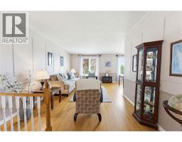 26 RIVERCREST Road - 6