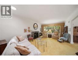 133 MCCALL Crescent - 13
