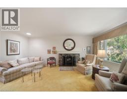 133 MCCALL Crescent - 14
