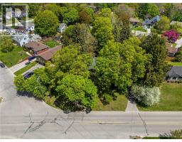 133 MCCALL Crescent - 2