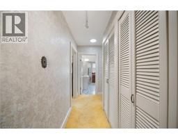 133 MCCALL Crescent - 31