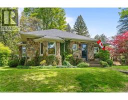 133 MCCALL Crescent - 6