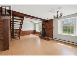 36 ELGIN Street E - 13