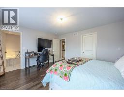 324 COURTLAND Street - 17