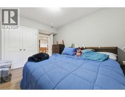 901 VALEBROOK Court - 33