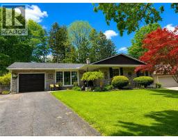 70 BERKLEY Crescent - 2