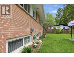 81 NORTH PARK Crescent - 22