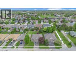 66 HANLON Place - 32