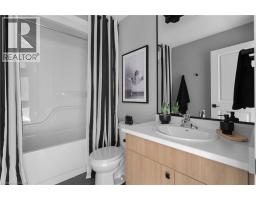 953 CLARE Avenue - 42