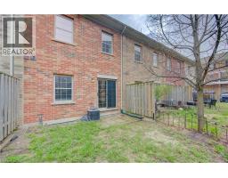 36 PRINCE ALBERT Boulevard - 21