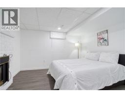 60 LYSANDA Avenue - 32