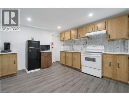60 LYSANDA Avenue - 38