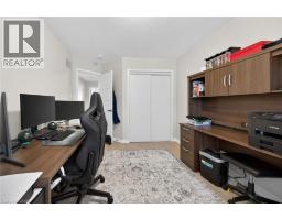 61 PRESTWICK Street - 37