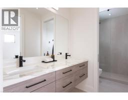 540 PATRICIA Drive - 30